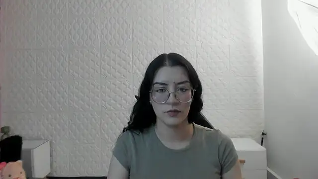 Snapshot of Violetaa_diazz chatting on 06/26/26, 08:47 Violetaa diazz online show from 06/26/26, 08:47