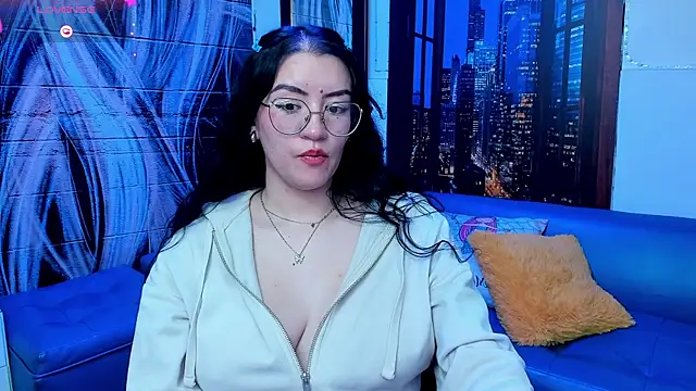 Snapshot of Violetaa_diazz chatting on 02/02/25, 09:18 Violetaa diazz online show from 02/02/25, 09:18