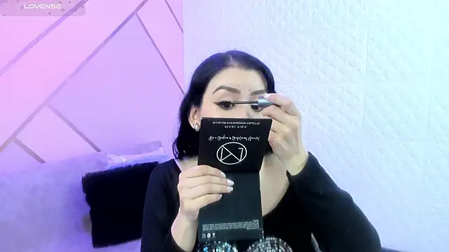 Violetaa diazz online show from 02/28/26, 09:14