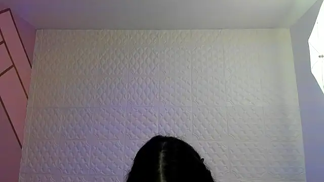 Violetaa diazz online show from 10/31/25, 09:22