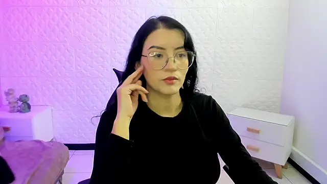 Violetaa diazz online show from 03/18/26, 09:15