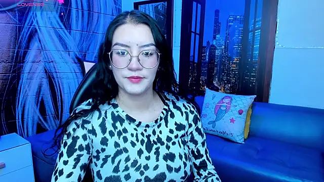Snapshot of Violetaa_diazz chatting on 03/15/25, 08:10 Violetaa diazz online show from 03/15/25, 08:10