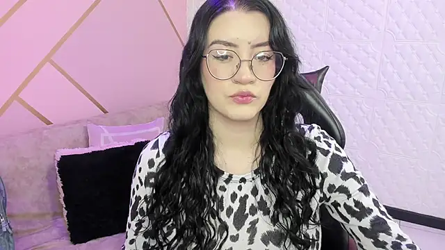 Snapshot of Violetaa_diazz chatting on 10/03/25, 09:27 Violetaa diazz online show from 10/03/25, 09:27