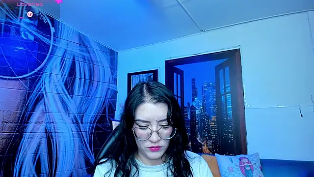 Snapshot of Violetaa_diazz chatting on 03/22/25, 08:15 Violetaa diazz online show from 03/22/25, 08:15