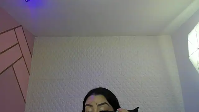 Violetaa diazz online show from 10/28/25, 09:14