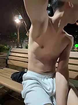 Benson18y online show from 11/05/25, 06:44