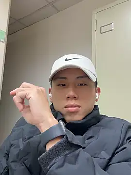 Benson18y online show from 03/20/25, 05:24