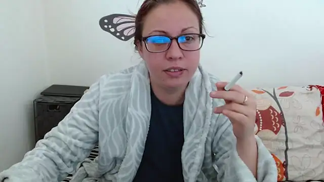 LadyHellene online show from 03/20/26, 07:53