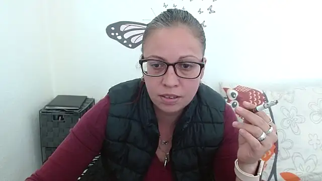 LadyHellene online show from 04/04/26, 12:34