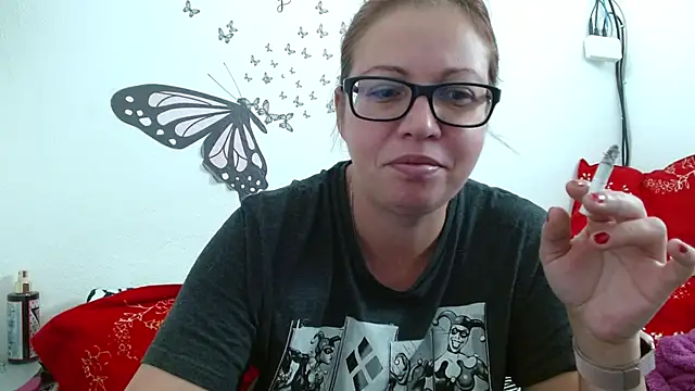 LadyHellene online show from 11/15/25, 06:50