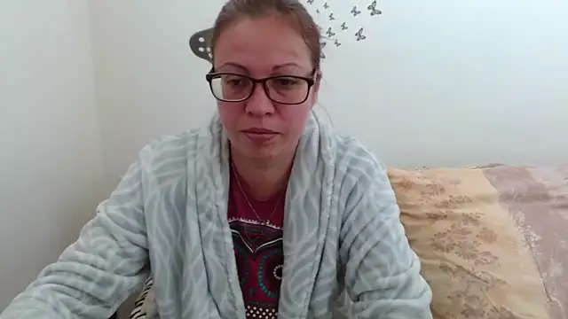 LadyHellene online show from 03/07/26, 07:04