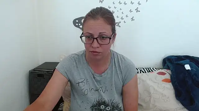 LadyHellene online show from 05/21/26, 11:29