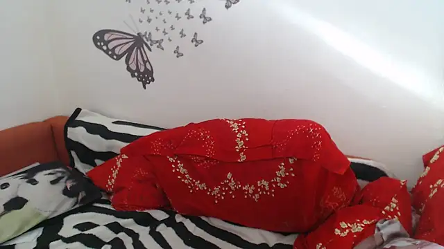 LadyHellene online show from 02/26/25, 08:28