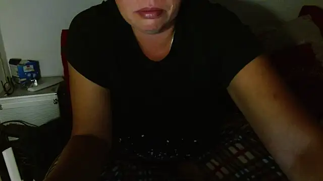 LadyHellene online show from 09/30/25, 04:46