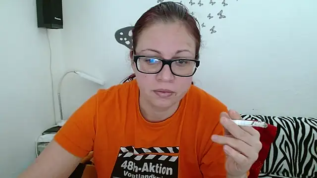 LadyHellene online show from 01/13/26, 06:28