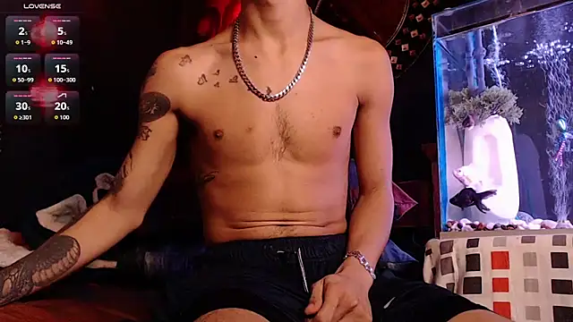 Snapshot of Godly_huan chatting on 11/16/25, 11:04 Godly huan online show from 11/16/25, 11:04