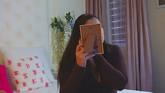 Amberseyes online show from 03/25/26, 05:29