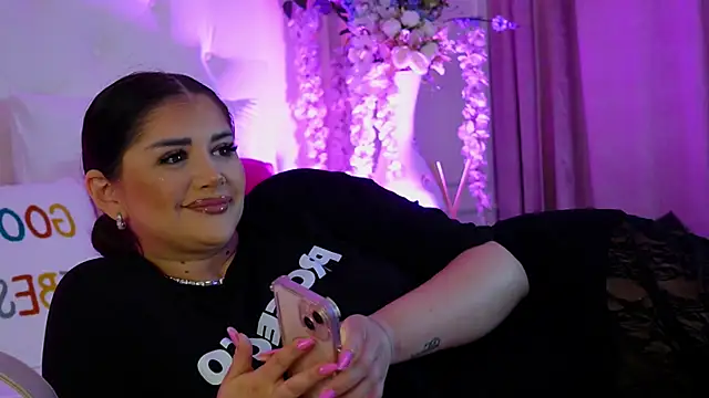Amberseyes online show from 06/11/26, 10:56