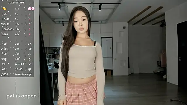 sailorrmoon online show from 04/20/26, 03:46