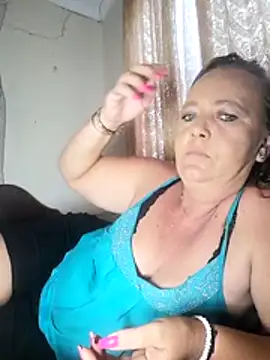 Snapshot of Kimmyb777 chatting on 02/03/26, 03:28 Kimmyb777 online show from 02/03/26, 03:28