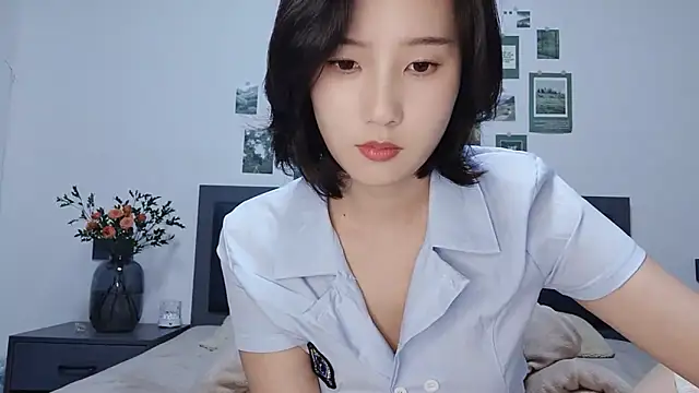 Snapshot of Arrebo1 chatting on 01/15/25, 07:37 Arrebo1 online show from 01/15/25, 07:37