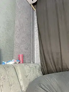 Lola Hale online show from 01/14/26, 07:17