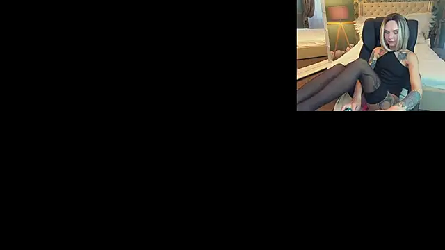 KiraGrayy online show from 03/18/25, 01:55