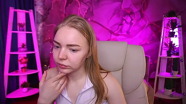 EmilySunshineS online show from 03/11/26, 06:51