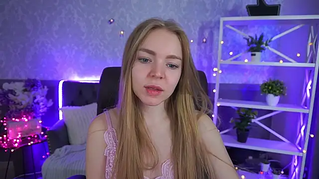 EmilySunshineS online show from 11/02/25, 07:35