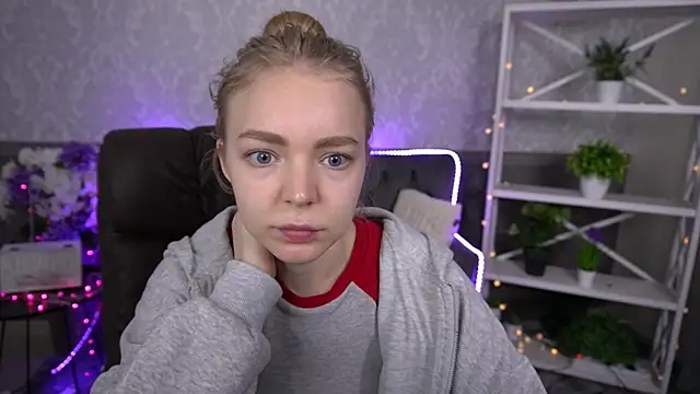 EmilySunshineS online show from 11/23/25, 07:40