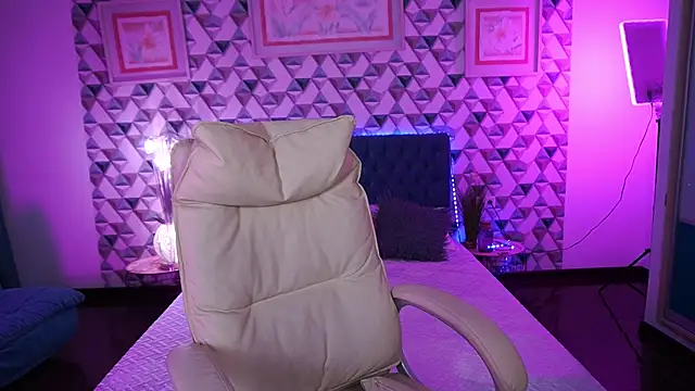 EmilySunshineS online show from 04/11/26, 12:31