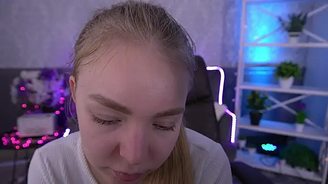 EmilySunshineS online show from 12/04/25, 02:05