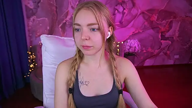 EmilySunshineS online show from 10/25/25, 01:23