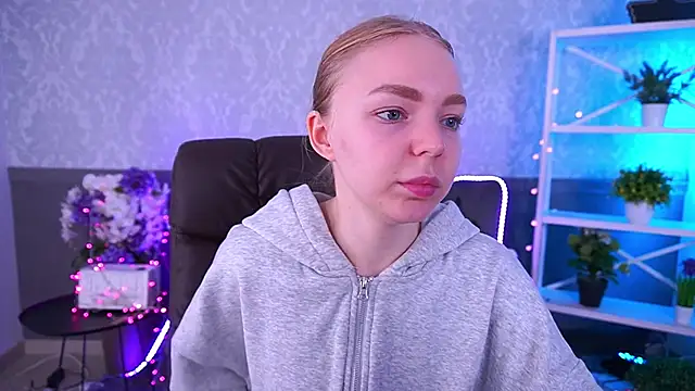 EmilySunshineS online show from 12/01/25, 07:42