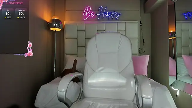 VioletthaRous online show from 10/17/25, 10:44