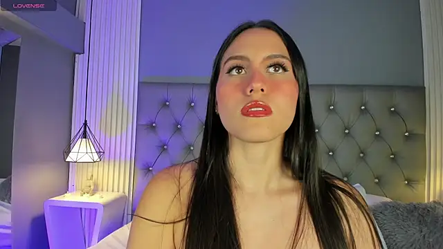 VioletthaRous online show from 11/11/25, 10:47