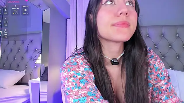 Snapshot of VioletthaRous chatting on 02/03/26, 03:04 VioletthaRous online show from 02/03/26, 03:04