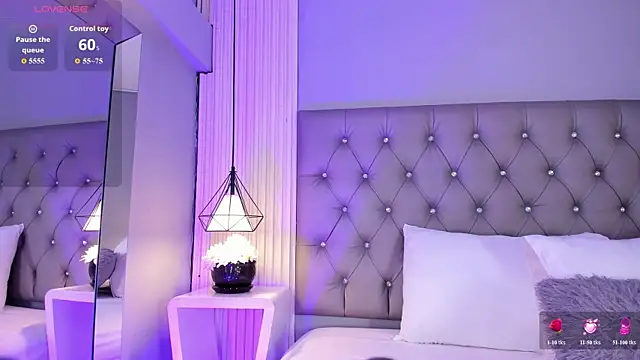 VioletthaRous online show from 06/26/26, 11:10