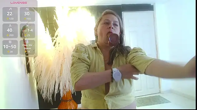 CINTHIA1609 online show from 11/13/25, 08:24