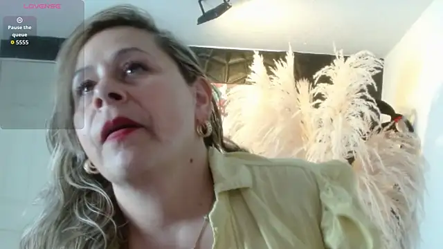 CINTHIA1609 online show from 11/29/25, 09:04