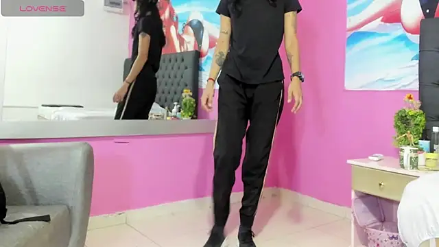  candy jade  online show from 10/18/25, 12:18