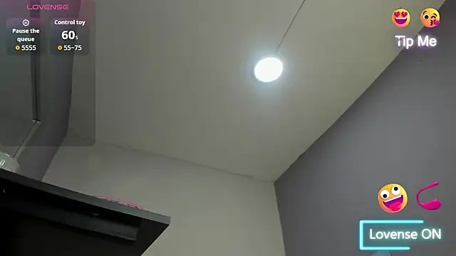 Snapshot of _candy_jade_ chatting on 11/27/25, 12:16 candy jade online show from 11/27/25, 12:16