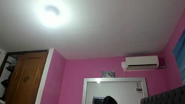 Snapshot of _candy_jade_ chatting on 02/13/26, 10:37 candy jade online show from 02/13/26, 10:37