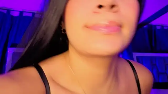 Mia Oxford online show from 10/16/25, 12:35