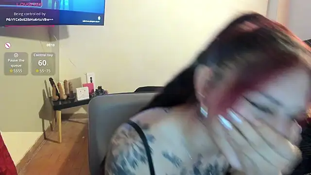 Sofi F w online show from 04/05/26, 11:28