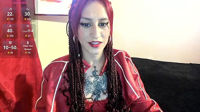 Sofi F w online show from 04/07/26, 11:06