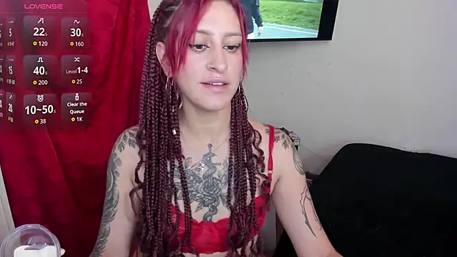 Snapshot of Sofi_F_w chatting on 04/29/26, 05:06 Sofi F w online show from 04/29/26, 05:06