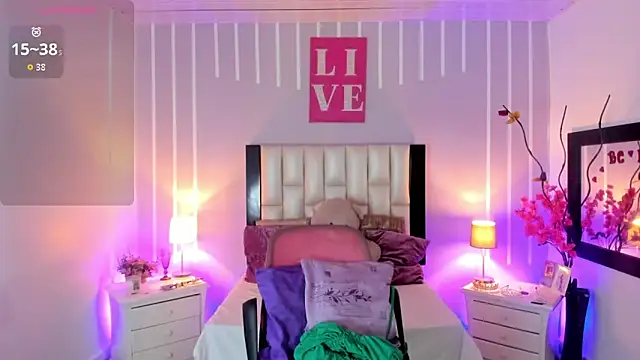 Snapshot of Andy_Gamboa chatting on 12/16/25, 01:15 Andy Gamboa online show from 12/16/25, 01:15