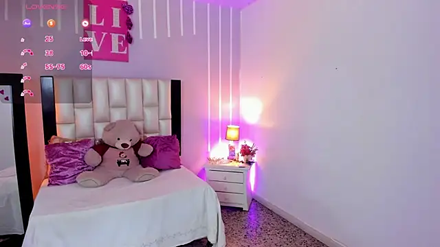 Snapshot of Andy_Gamboa chatting on 07/15/26, 12:01 Andy Gamboa online show from 07/15/26, 12:01