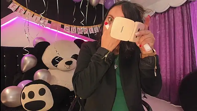 Coral Gibson online show from 03/31/26, 01:02